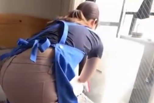 渡良瀬りほ・美尻の家事代行人妻が欲情した若造とFUCK